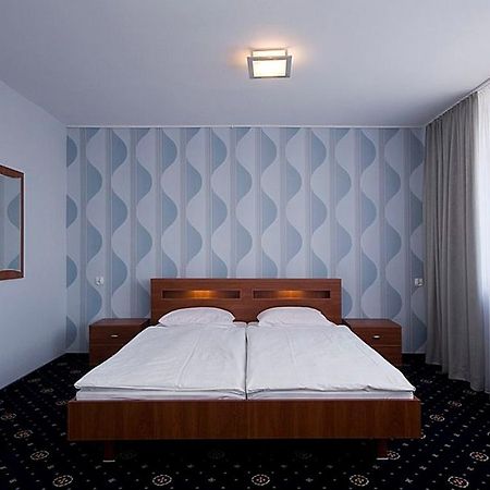 Hotel Naramowice Poznań Exteriör bild